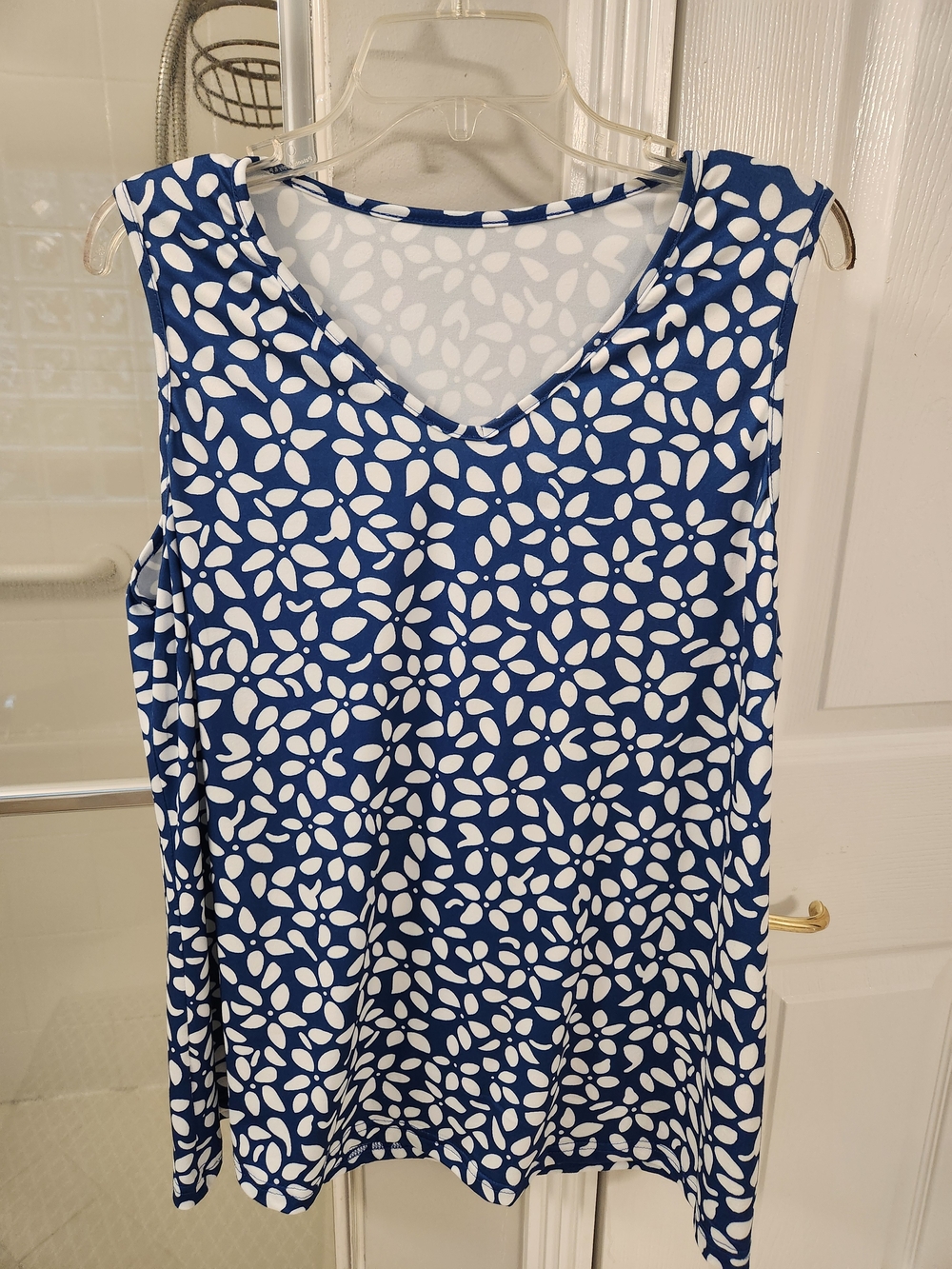 Sleeveless Blue & White Printed V-Neck Women's Top 1X